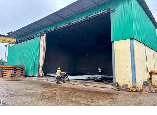 Blasting shop area