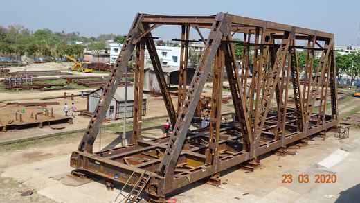EDFCC 31.25 m span open web girder — trial assembly